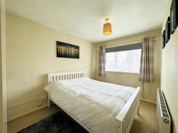2 bed Semi-Detached for sale Image 4