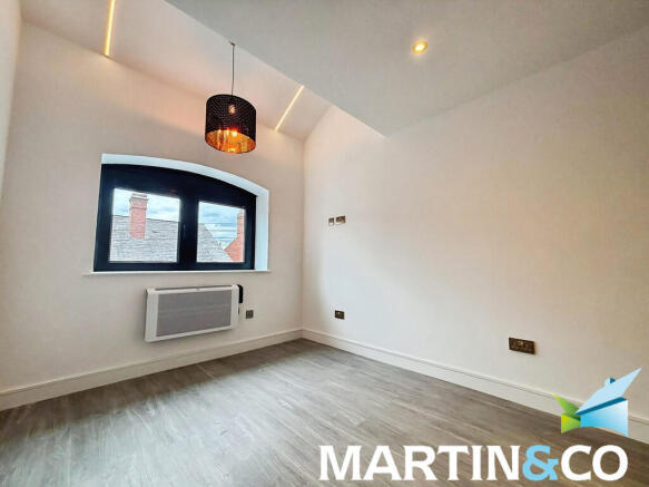 1 bed Apartment to rent Image 5