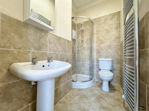 Bedroom Three Ensuite.jpg