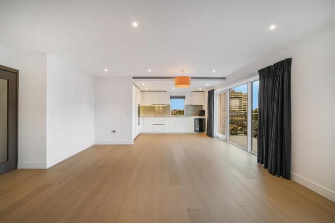 209 Faulkner House, Tierney Lane - 2mZos9XhXGgYy6i