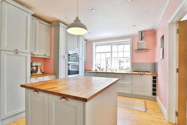 Kitchen 1