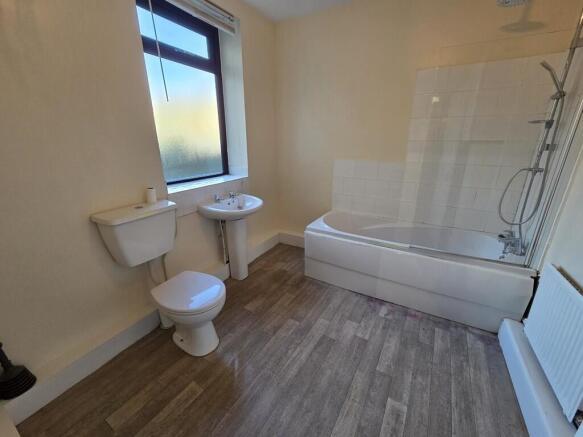 1 bed Flat to rent Image 9