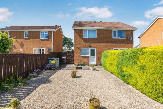 2 bed Semi-Detached for sale Image 9