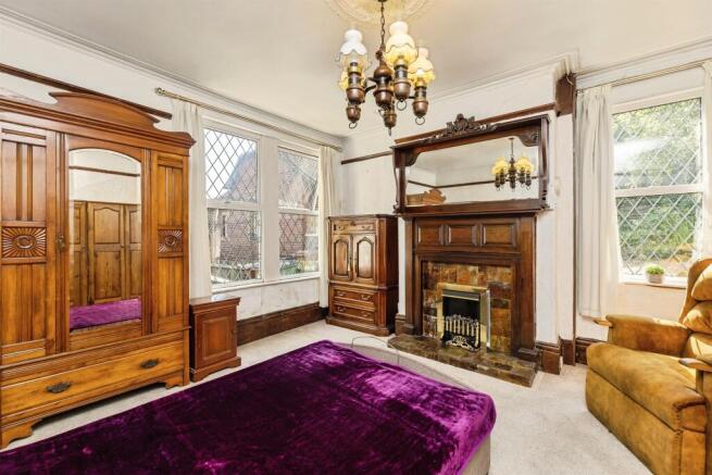 4 bed Semi-Detached for sale Image 7