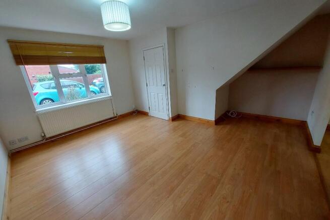 14' Sitting Room 