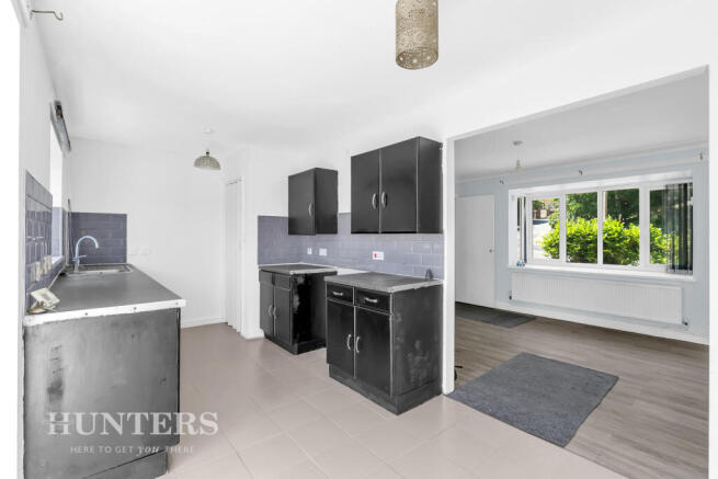 2 bed Semi-Detached for sale Image 7