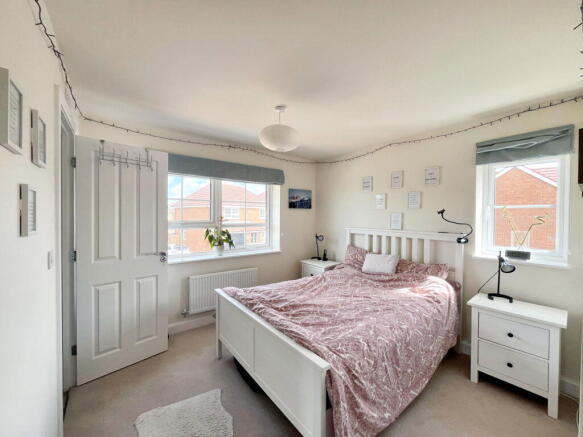 3 bed Detached to rent Image 4