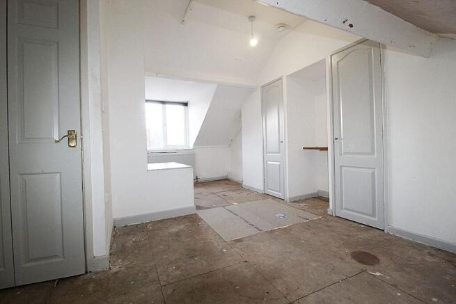 3 bed Terraced for sale Image 12
