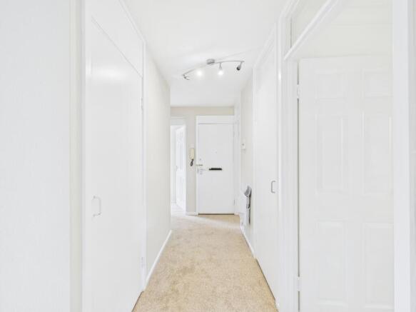 CAM02023G0-PR0176-STILL019