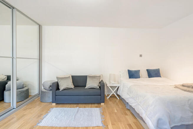 5a Berkley Road 2957