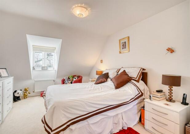 75 Rastrick Close-13.jpg