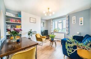 17, Tendring House, Tulse Hill, London SW2 2HX