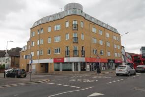 Flat 9, Southbury Court, South Street, Romford RM1 1SY