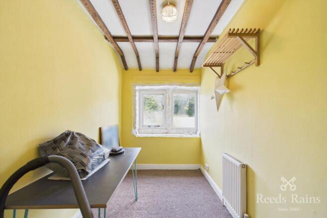 3 bed Terraced for sale Image 12
