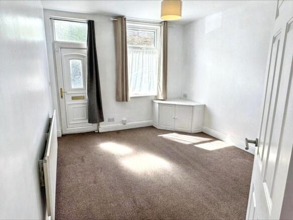 KITCHEN/DINER AND LIVING ROOM