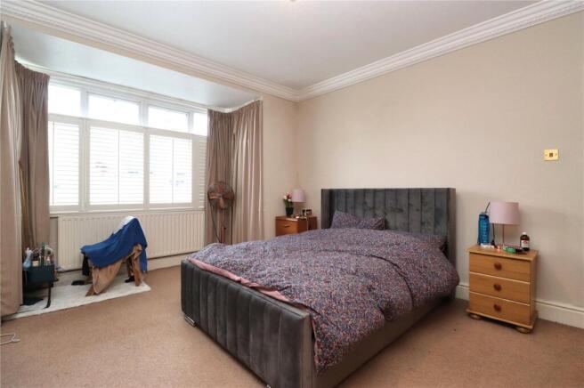 York Road, Woking, Surrey, GU22 photo 4