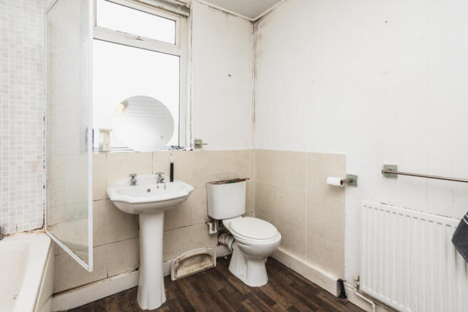 2 bed Terraced for sale Image 8