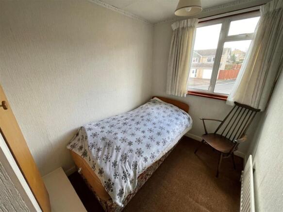 bed3.jpg