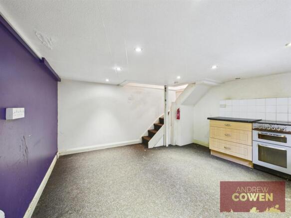 2 bed House for sale Image 10