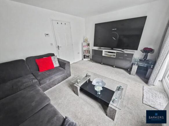 3 bed Semi-Detached for sale Image 7