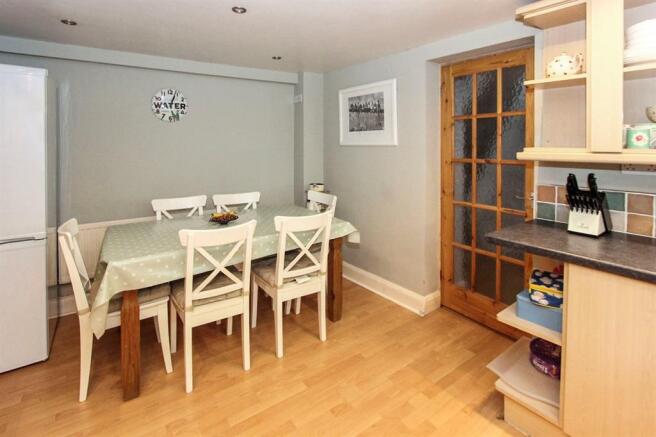 Kitchen/dining Room 