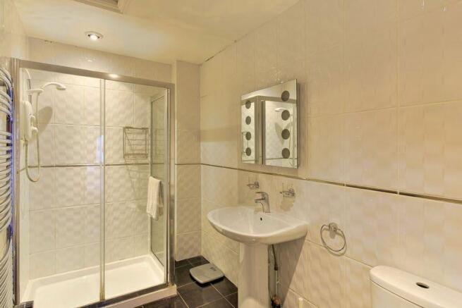 En Suite Showe...
