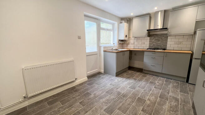 Kitchen/dining ro...