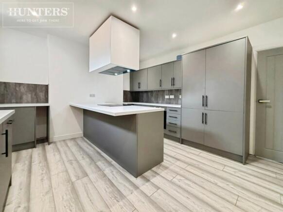 4 bed Terraced for sale Image 4