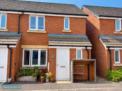 Knight Close, Monkton Heathfield, TA2
