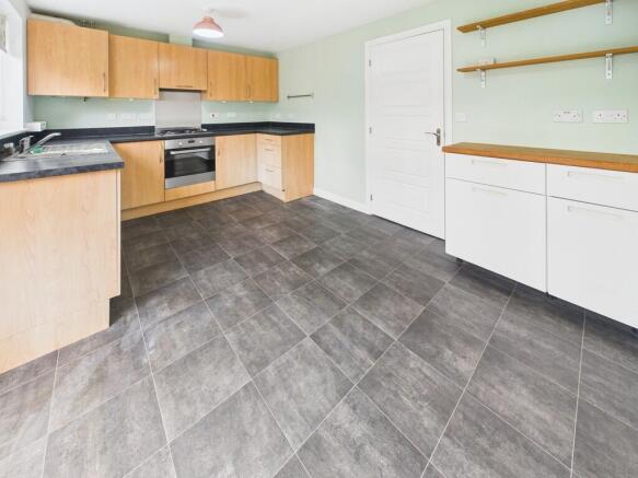 CAM02089G0-PR0641...