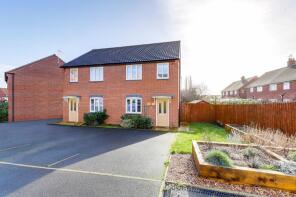 2, Albert Close, Nottingham NG15 7UZ