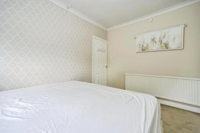3 bed Semi-Detached for sale Image 9