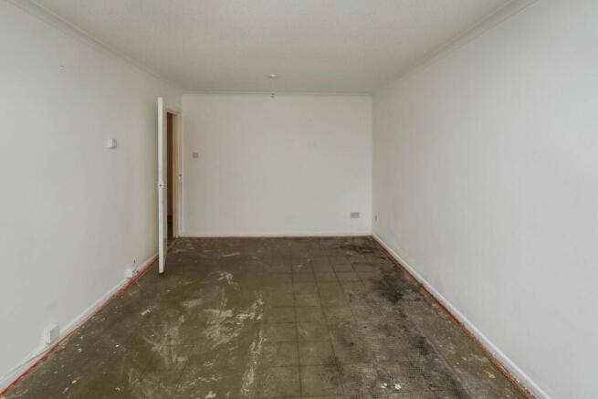 Flat 7 Anvil Court, Marsh Road, Luton, Bedfordshire, LU3 2RB