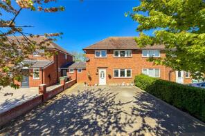 73, Manor Road, St. Albans AL2 1PP