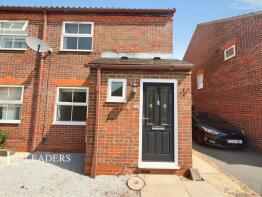 16, Deighton Close, St. Ives PE27 3JJ