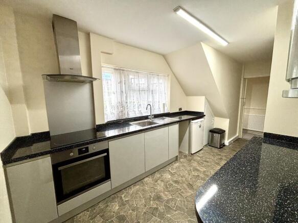 3 bed Semi-Detached for sale Image 7