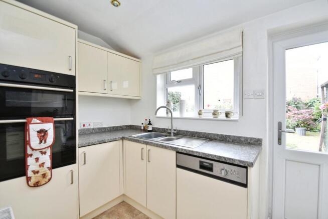 3 bed Detached for sale Image 4