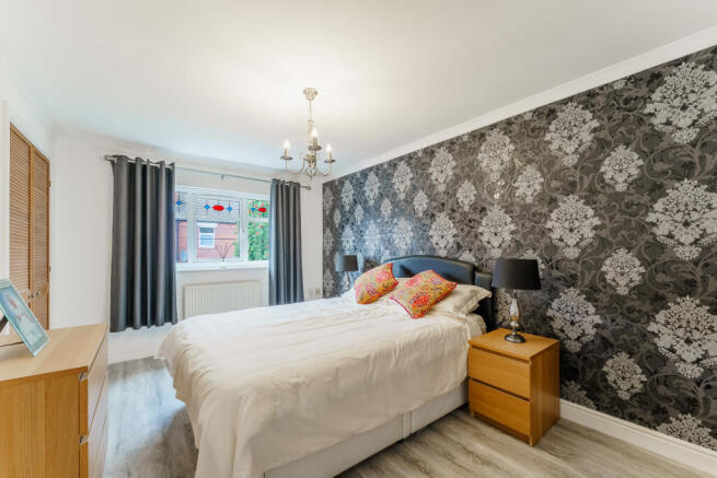 3 bed Semi-Detached for sale Image 11