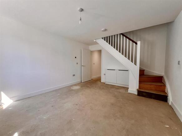 Scarrots Lane, Newport photo 4