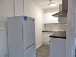 Flat 4, 112, London Road, Headington, Oxford OX3 9AX