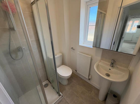 3 bed Terraced for sale Image 10