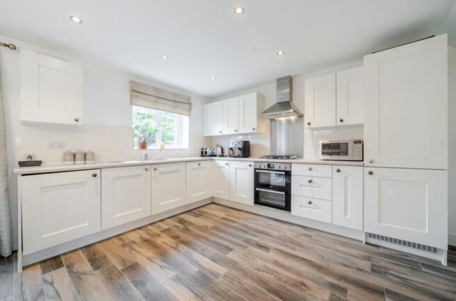 1365696-10-68ecdd64a7666