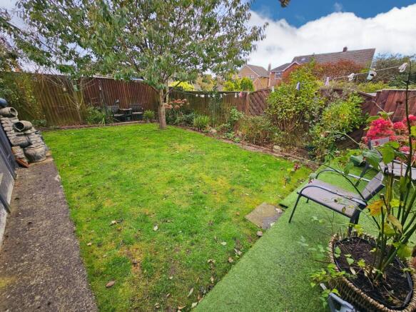 2 bed Detached Bungalow for sale Image 11