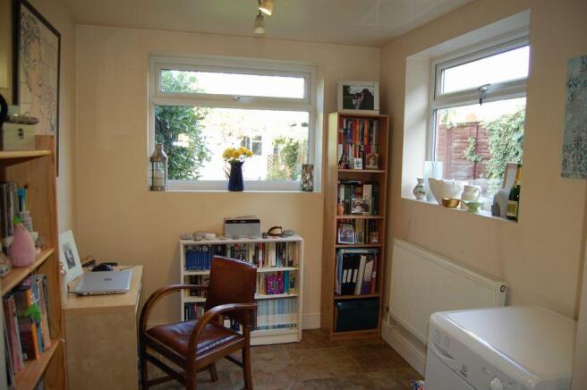 BREAKFAST ROOM