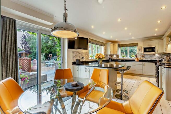 8617468-interior26-800.jpg