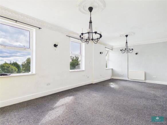 2 bed Apartment for sale Image 2