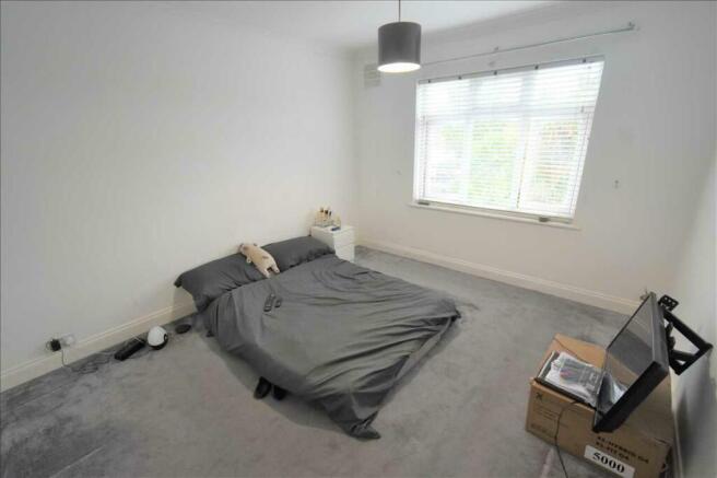 BEDROOM 2.jpeg