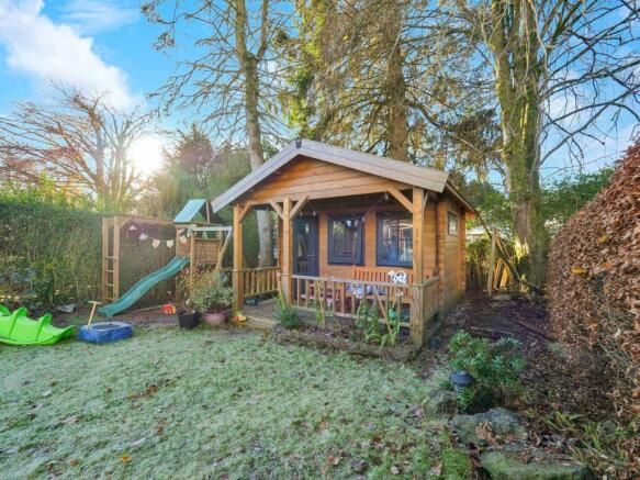 Garden/Cabin
