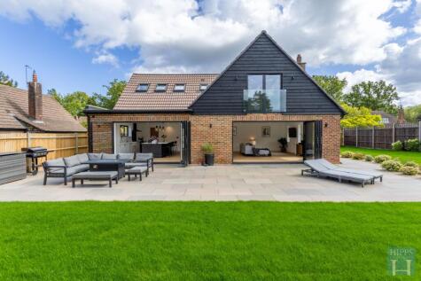 Woodstock, West Clandon, Guildford, GU4