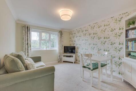 Parish Gate Drive, Sidcup, DA15